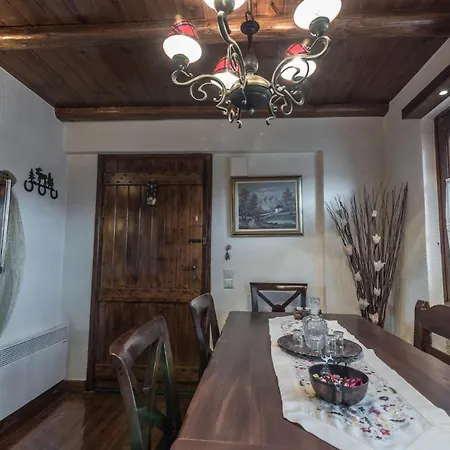 Pantelis Sweet Arachova